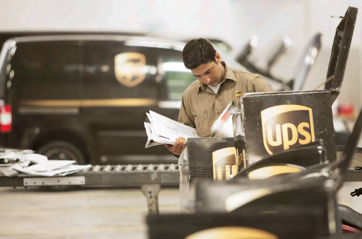 How to Track a UPS Package from Saudi Arabia