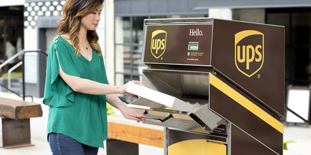 Can I Drop Off an International Package at UPS?