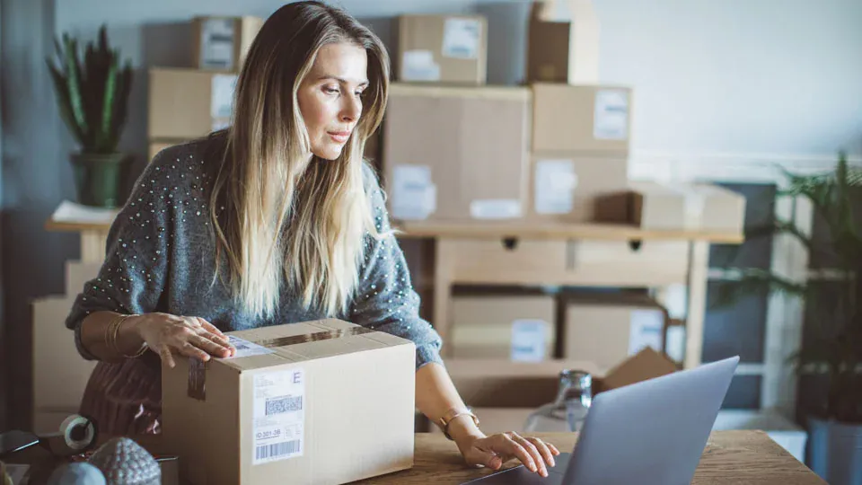 Steps on How to Prepare a Paid Ups Shipping Label Online