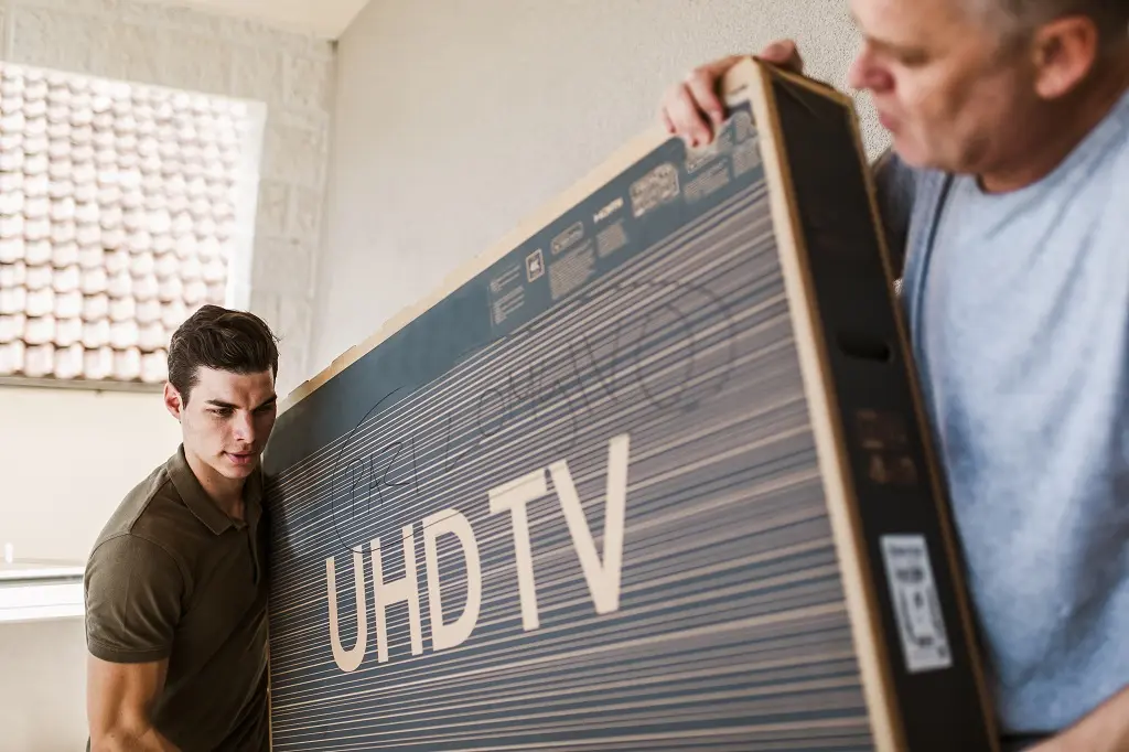 How to Ship a TV With UPS