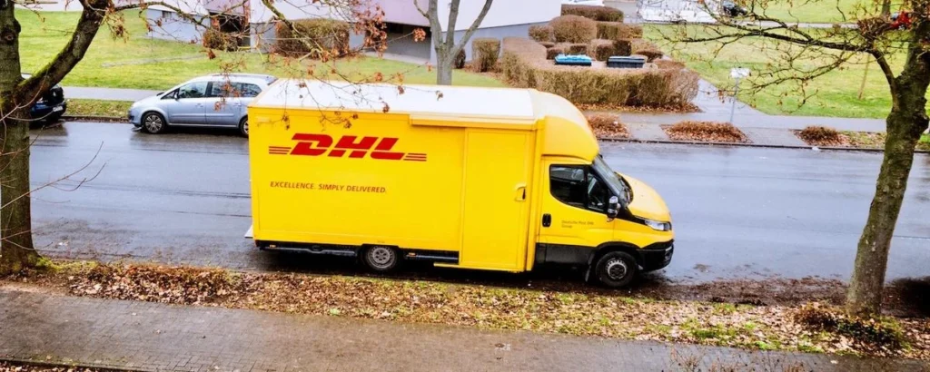 DHL vs UPS: Reliability and Performance
